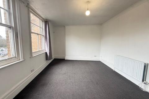 2 bedroom flat to rent, B Old Christchurch Road, Bournemouth, BH1