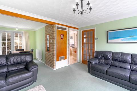 3 bedroom terraced house for sale, Whitfield Close, Cambridge, CB4