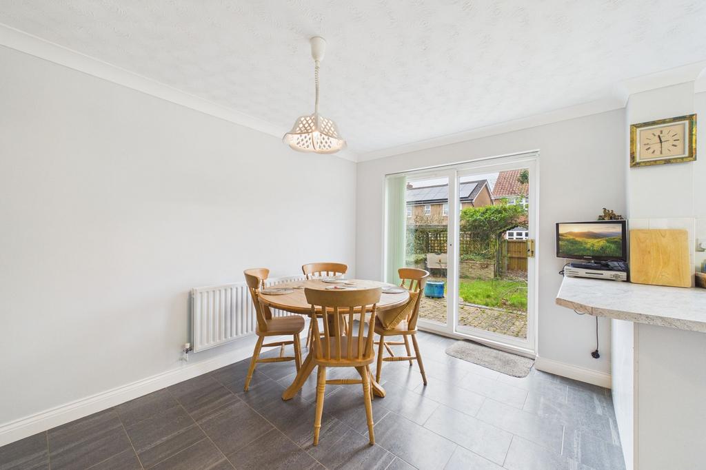 Kitchen / Breakfast Room