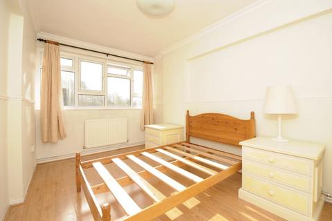 2 bedroom flat to rent, Windlesham Grove, Southfields, London, SW19