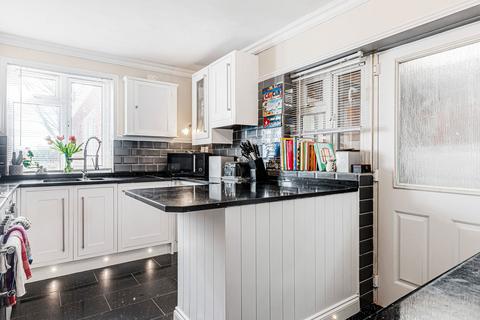 4 bedroom semi-detached house for sale, Lyndon Road, Solihull B92