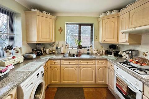 2 bedroom bungalow for sale, Hillside Gardens, Swadlincote DE11
