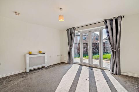3 bedroom end of terrace house for sale, Blenheim Way, Castleford, West Yorkshire