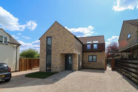 3 bedroom detached house for sale, Bell Road, Bottisham, CB25