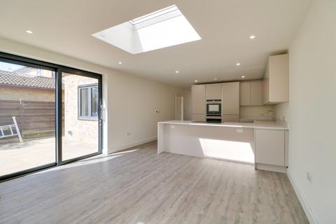 3 bedroom detached house for sale, Bell Road, Bottisham, CB25