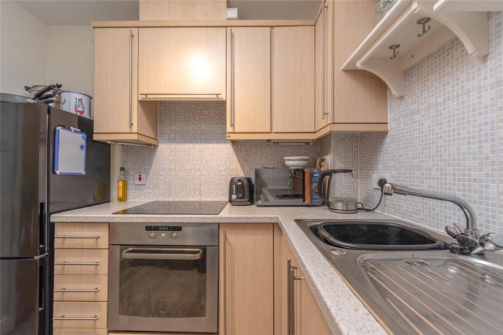 Kitchen Alt