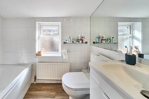 1 bedroom flat for sale, Stormont Road, Battersea, London, SW11