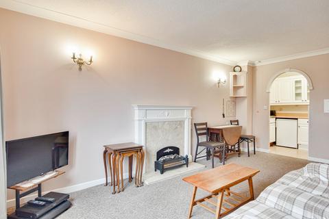 1 bedroom apartment for sale, Croft Court, Great Dunmow
