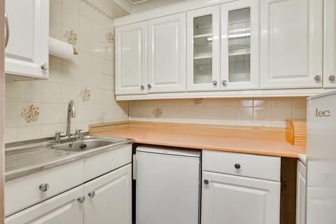 1 bedroom apartment for sale, Croft Court, Great Dunmow