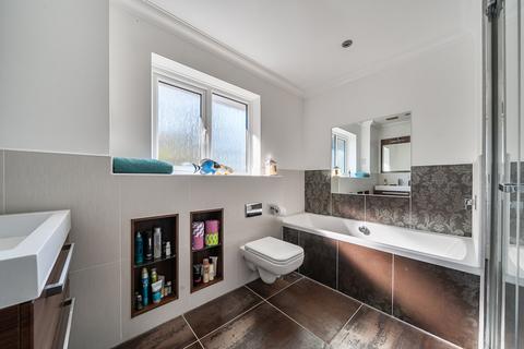 5 bedroom detached house for sale, Storrington - Five bedroom detached family home