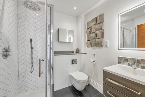 1 bedroom flat for sale, New Park Road, Brixton, London, SW2
