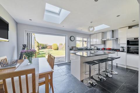 4 bedroom semi-detached house for sale, Mead Way, Bromley, Kent, BR2