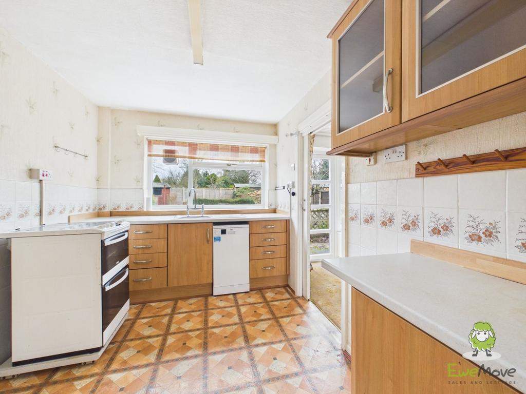 Kitchen - Ewemove Whitchurch Nantwich Charlotte Th