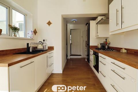 2 bedroom terraced house for sale, Radyr Road, Cardiff