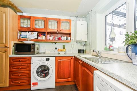 2 bedroom end of terrace house for sale, Preston Lane, Lyneham, Chippenham