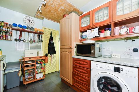 2 bedroom end of terrace house for sale, Preston Lane, Lyneham, Chippenham