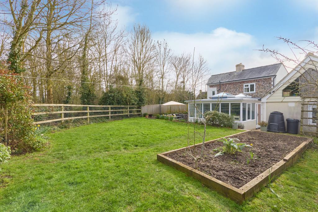 41 The Street, Saxon Street 1303260035