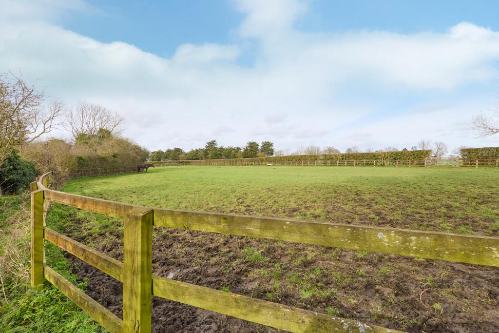 41 The Street, Saxon Street 1303260039