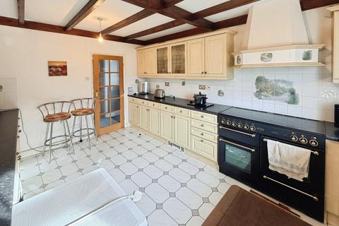 3 bedroom detached house for sale, Fountain Hill, Walkeringham