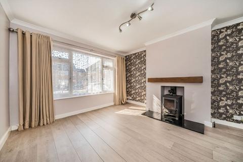 3 bedroom house for sale, Fullerton Drive, West Byfleet KT14