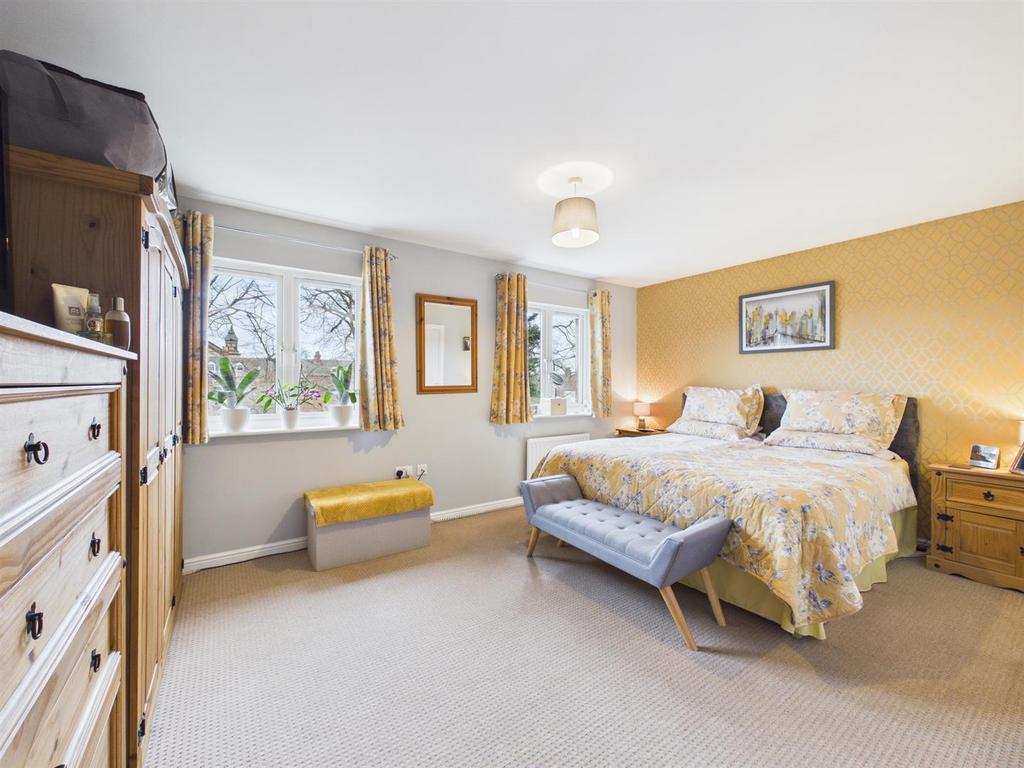 Bedroom: