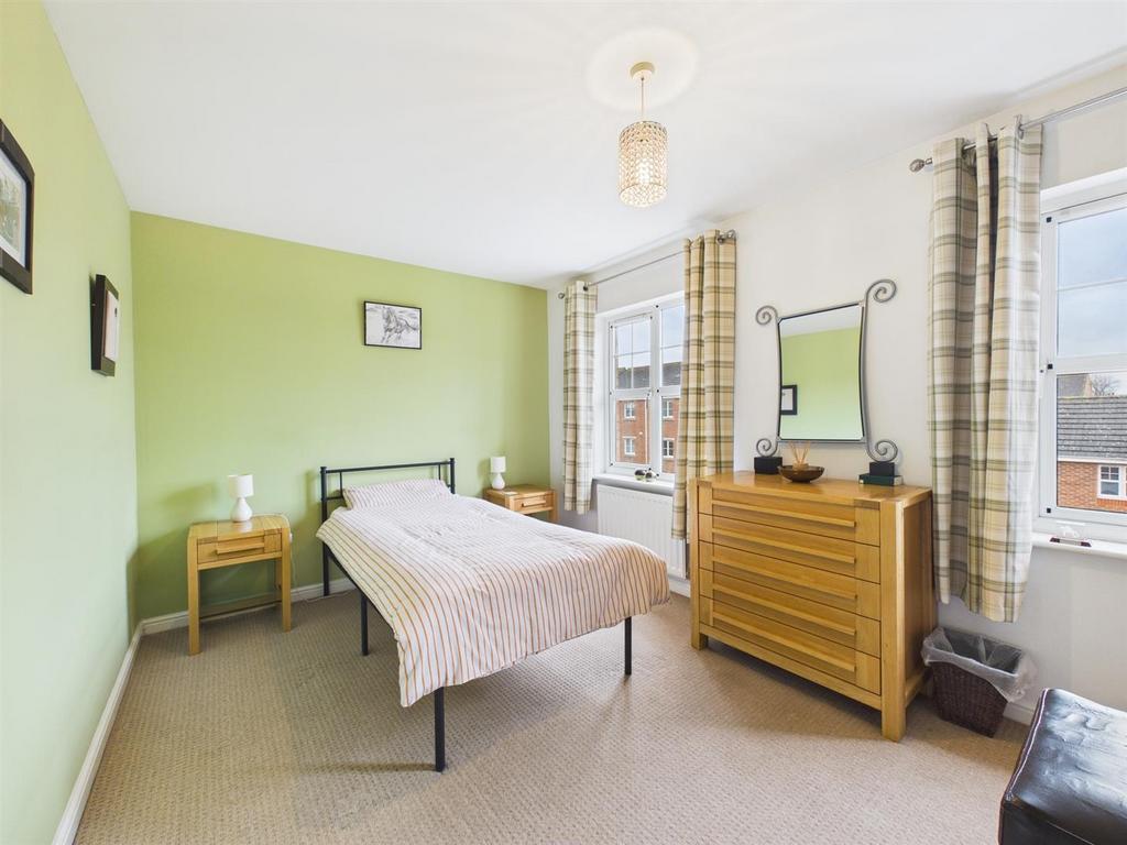 Bedroom: