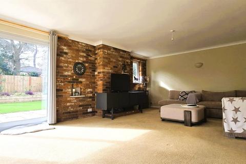 undefined, Cherry Tree Road, Woodbridge