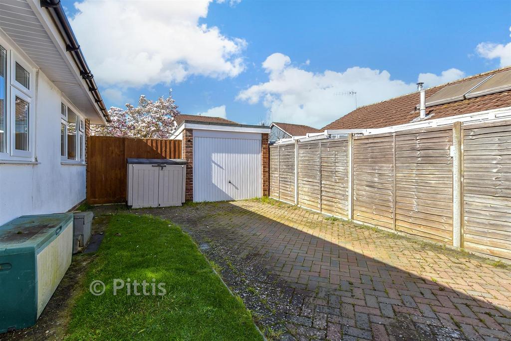 Driveway/Parking
