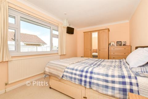 3 bedroom bungalow for sale, Greenway, Ryde PO33