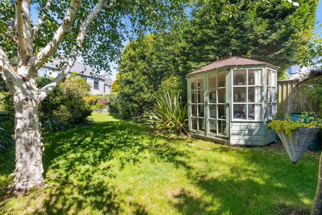 Summerhouse 8