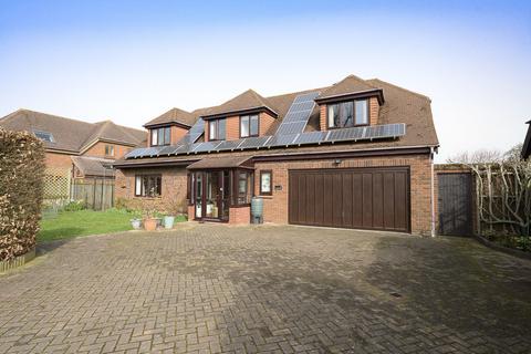 4 bedroom detached house for sale, Peterstow, Ross-on-Wye