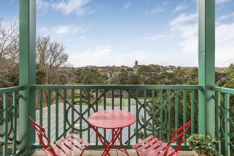 2 bedroom flat for sale, St Stephen's Road, Bournemouth
