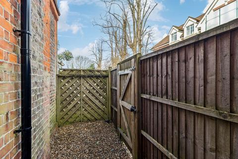 undefined, Aldenham Road, Bushey, WD23