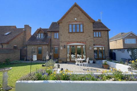 4 bedroom detached house for sale, Wisteria Close, Spalding