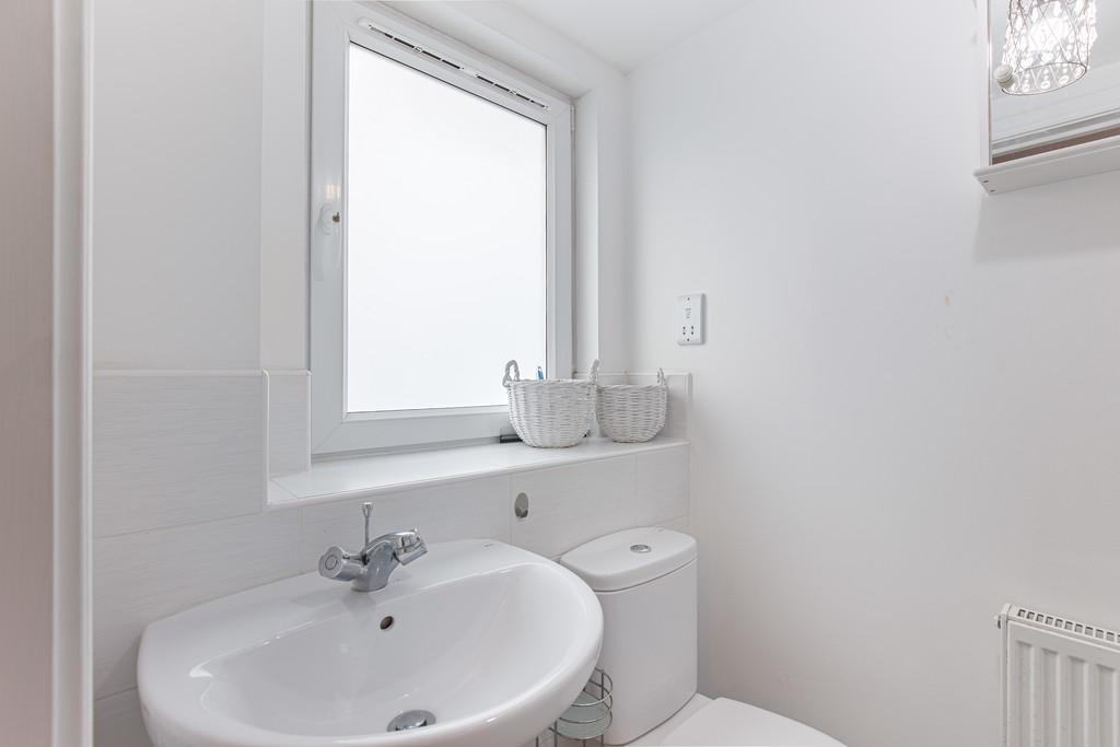 Bed1 Ensuite2