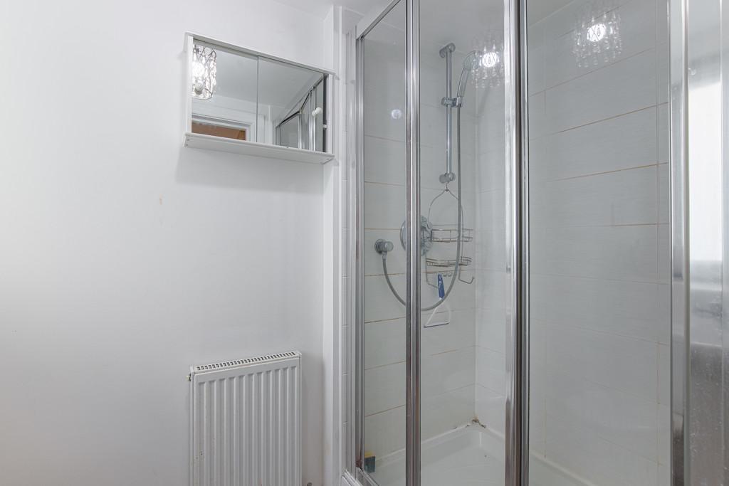 Bed1 Ensuite1