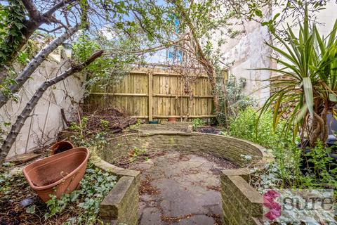 2 bedroom terraced house to rent, Kingsbury Street, Brighton