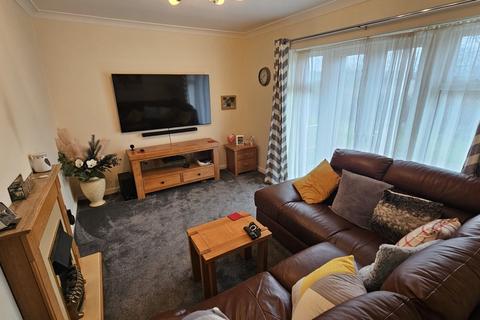 undefined, Gilroyd Lane, Dodworth