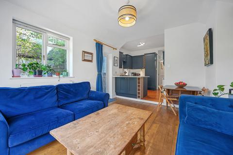 2 bedroom ground floor flat for sale, Harrow View, Harrow