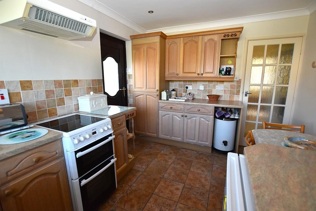 Kitchen 3