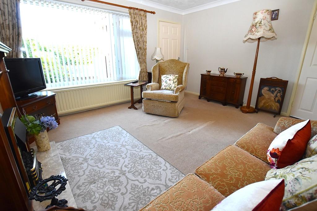 Lounge 2