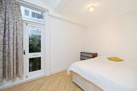 2 bedroom flat to rent, Westbourne Terrace, London W2