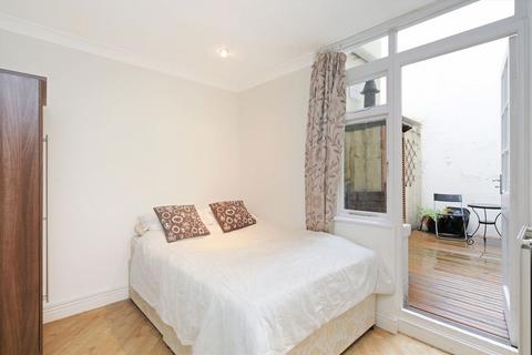 2 bedroom flat to rent, Westbourne Terrace, London W2