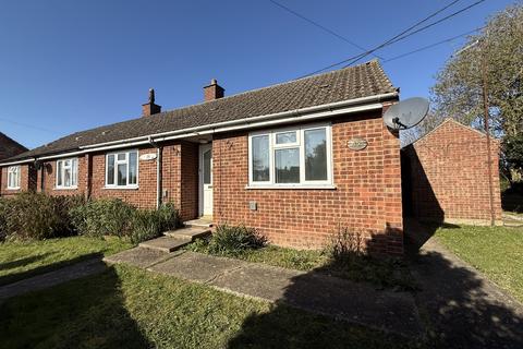 2 bedroom bungalow to rent, Shrub House Close, Beck Row, BURY ST. EDMUNDS