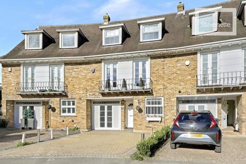 undefined, Theydon Grove, Epping, Essex