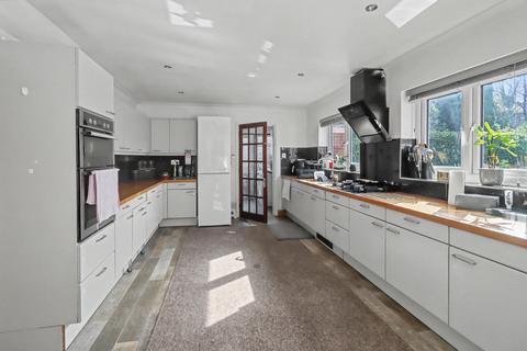 4 bedroom detached house for sale, Leicester Road, Glenfield