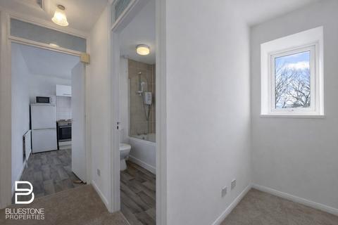 1 bedroom flat for sale, Deepdale Court, South Croydon