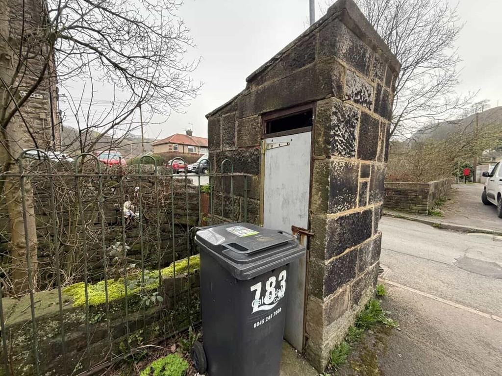 Shed