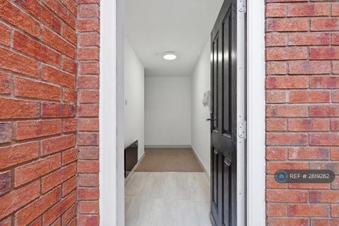 2 bedroom semi-detached house to rent, York Road, Birmingham, B16