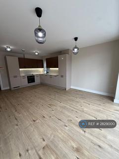 3 bedroom flat to rent, Edgwarebury Lane, Edgware, HA8
